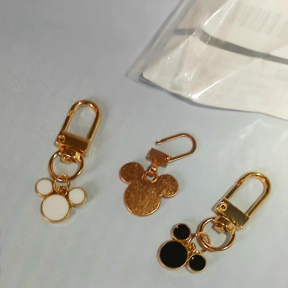3/$21 deals... Mouse bling zipper pulls/ Phone charms 3 pcx